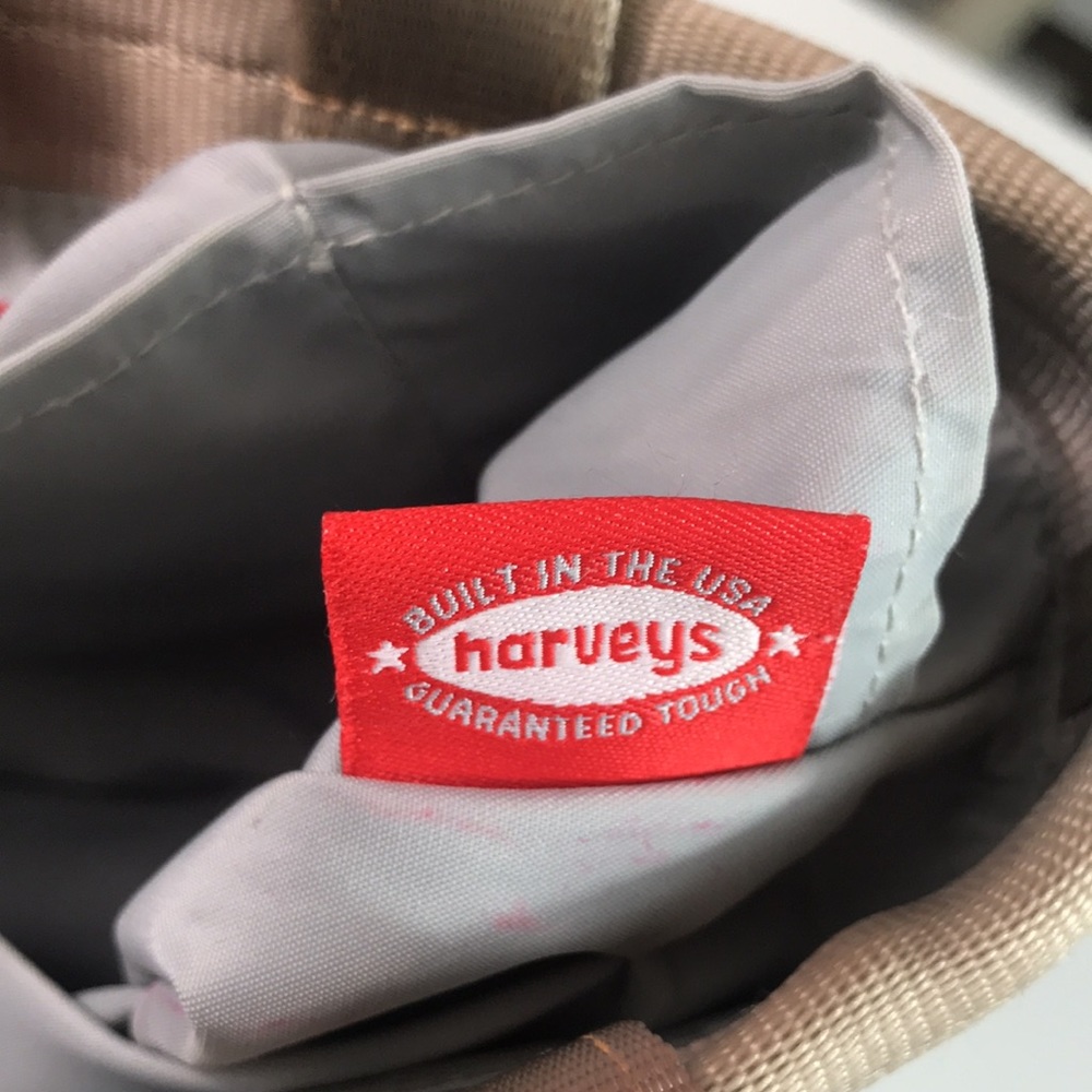 Harveys the original seatbelt bag, tan, EUC - Picture 6 of 11